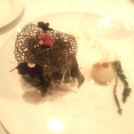 ル・トリスケル - 前菜・カブづくし、カブのムースと松葉がにの二層仕立て