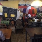 Café 8 1/2  - 潔いごちゃ混ぜ感