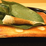 と村 - 穴子の蒸し寿司