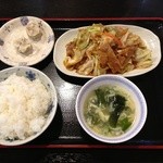 中華料理　華 - 日替わりランチ700円