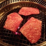 京松蘭 - ロース炙ってます