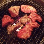 京松蘭 - 並ロース焼いてます