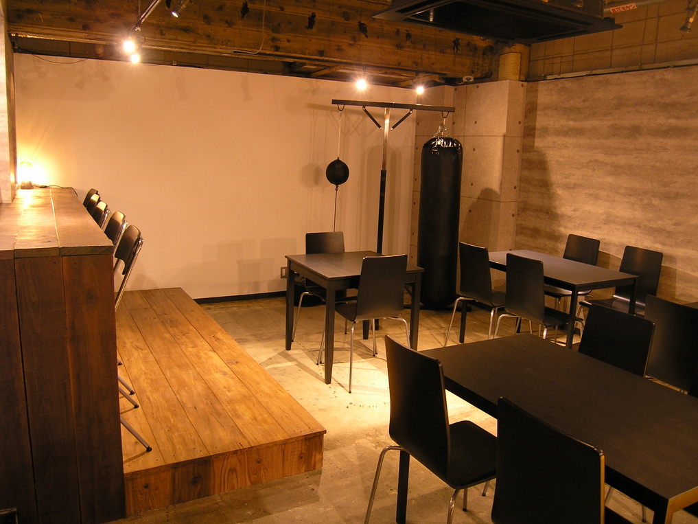 地下闘技場 - 東新宿/バー・お酒（その他） | 食べログ 地下闘技場 (東新宿/バー・お酒（その他）)