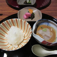 徳うち山 - お食事　鯛茶漬け
