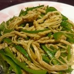 CHINESE DINING 花と華 - 青椒肉絲