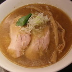 麺創研 かなで - 濃い味の煮干味（この叉焼も肩ロースの方が良いと思うが