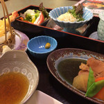 鯛家 - 日替わりのカレイの煮付け