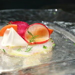 鉄板焼ばらもんや - ～鮮魚カルパッチョ～　玄海産ヒラメ　昆布締めの野菜などをレモン果汁で