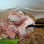 真鯛らーめん 麺魚 - チャーシュー