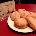コンプレアンノ - 