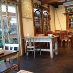 もりのたね - 店内もすごく良い感じ