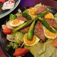 肉の田じま - 田じまスペシャルサラダ。