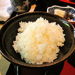 くろぎ - ご飯（おかわり自由）