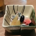 和酒BAL だんない - 年明けの雰囲気香るお通しの白和え