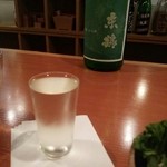 日本酒バー　雲レ日 - 佐賀の東鶴を