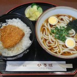 ひろば - ランチメニュー　ミニわらじカツ丼とうどんのセット