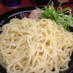 Rokumontei - 六紋亭つけ麺の麺（あつもり可能）