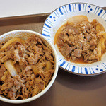 すき家 - 牛丼並盛と牛皿並盛