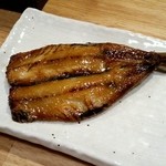 角打ち＋81 カネセ商店 - 鰯の干物