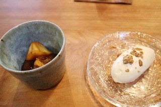Obase - ドルチェ②　リンゴのタタン　自家製アイス