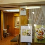 カフェ ドグレース - お店の入り口