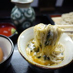 そば処 三な花 - とろろと卵を絡めて…