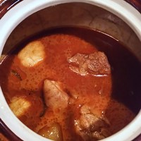紅花別館 - ココットカレー（チキン）