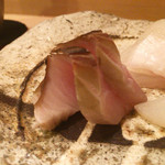 樋口 - 2016/01_藁で皮目を燻した鰆