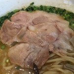 麺屋 菜々兵衛 - 【2016年01月】煮干とんこつラーメンのチャーシューアップ。
