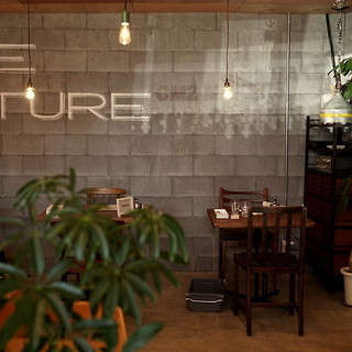 シーエムツー カフェ_2