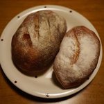 Aimu - どっしりパン