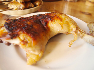 Oo mura - とても大きな鶏もも焼き。