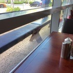 Tango Contemporary Cafe - 窓際の座席から