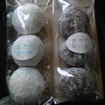 喫茶もか - レジ横クッキー：スノーボール＆ココアボール　各1袋¥180-