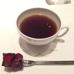 ル・マンジュ・トゥー - 蝦夷鹿のコンソメ、生ハム添え