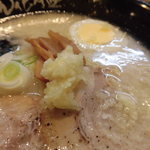 らあめん花月嵐 - 摩り下ろしたニンニクに