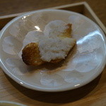 中国菜 火ノ鳥 - 前菜UP：中華風揚げパン 鱈のすり身と海老芋のペースト