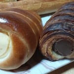 Saku le pain - クリームコロネ　&　チョコホーン