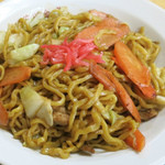 依田食堂 - 全体的に赤い