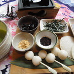 四季房 - 手焼きだんご＆せんべい