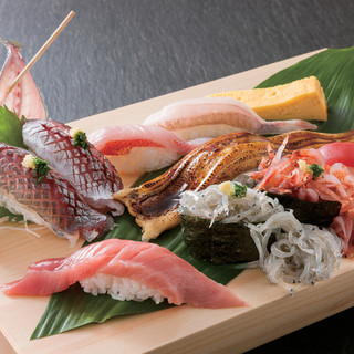 魚がし鮨の商品は「職人の技」