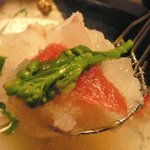 ダイニング和香葉 - こうやってすくってポン酢の中へ！