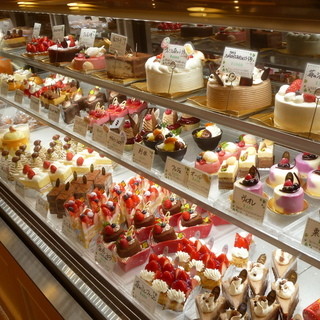 パティスリー ナオヒラ_0