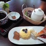 こかげ - デザートセット　チーズケーキもコンフィチュールもあっさり美味♪