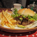 PT'S BURGER - ＰＴ’Ｓアボカドバーガーセット(１２０ｇ)１２２０円♪