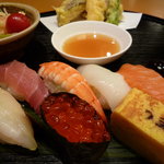 Umai Sushi Kan - ランチセットUP