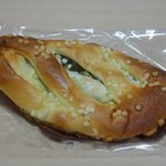 ぱん家 - 青りんごジャムミルキー　１７５円