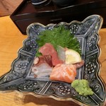 三八波 - ＜ランチ＞お刺身。好きな生だこ入ってる♡