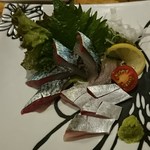 1本釣りの鯖の刺身、これは絶品でした。