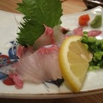 呑酔庵 味季 - ここに来たら絶対に食べるべき一品　白チョウザメのお造り